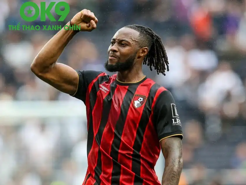 Semenyo vẫn đang thể hiện vai trò đầu tàu trên hàng công của Bournemouth (Ảnh: CLB) Semenyo vẫn đang thể hiện vai trò đầu tàu trên hàng công của Bournemouth (Ảnh: CLB)